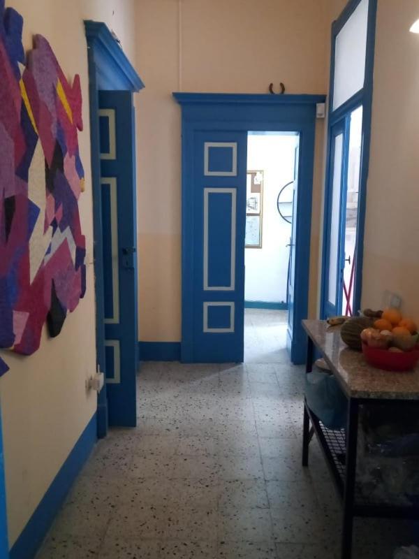 Appartamento Ampia stanza con bagno privato, centro Sassari Esterno foto